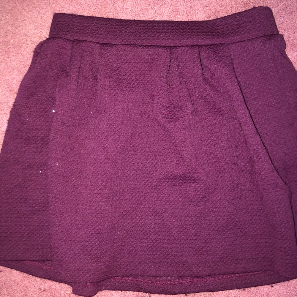mini skirt - Picture 2 of 5